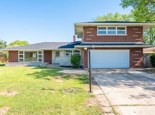 6052 W 128th St, Palos Heights, IL 60463