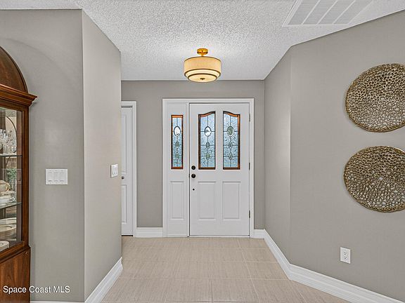 2nd image of 3765 Big Pine Rd
