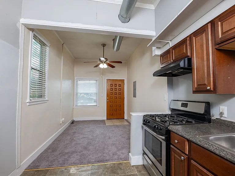 917 Dandridge Ave #B — Photo 4