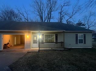 509 N Chestnut St, Cameron, MO 64429