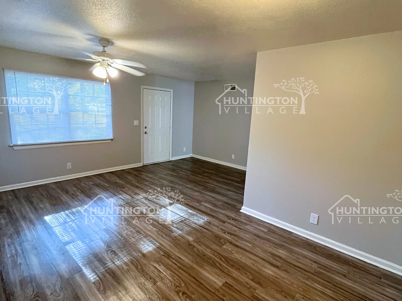 4 bed, 1250 sqft, $1,399 — Photo 2