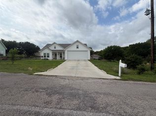 527 Siesta Ct, Granbury, TX 76048