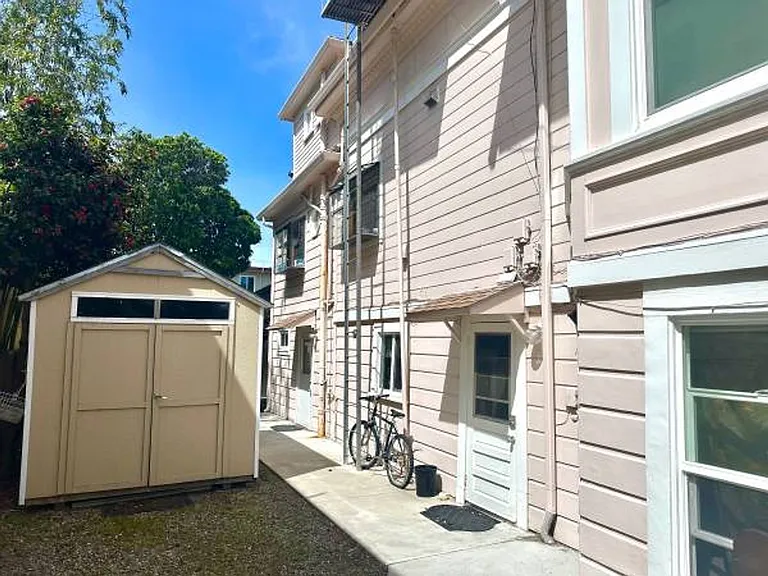 2228 McKinley Ave — Photo 12