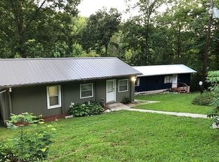 814 Indian River Bd Rd, Jacksboro, TN 37757