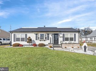 145 Diminish Dr, Newark, DE 19713