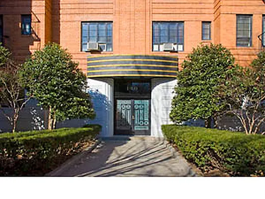 Sold by Corcoran | media 32