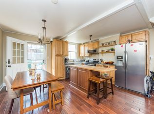 20-44 28th St #1, Astoria, NY 11105