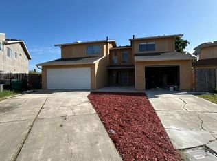 860-862 Dundee Way, Stockton, CA 95210