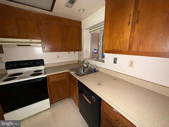 4th image of 15100 Glade Dr #11-3B