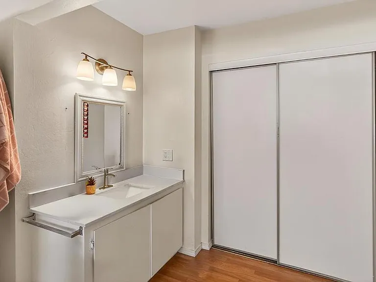 1244 Quincy Dr #5 — Photo 6