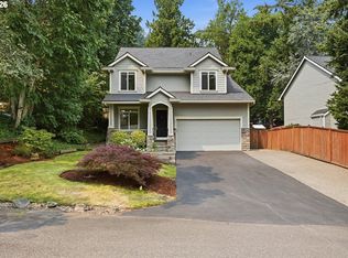 19477 View Dr, West Linn, OR 97068