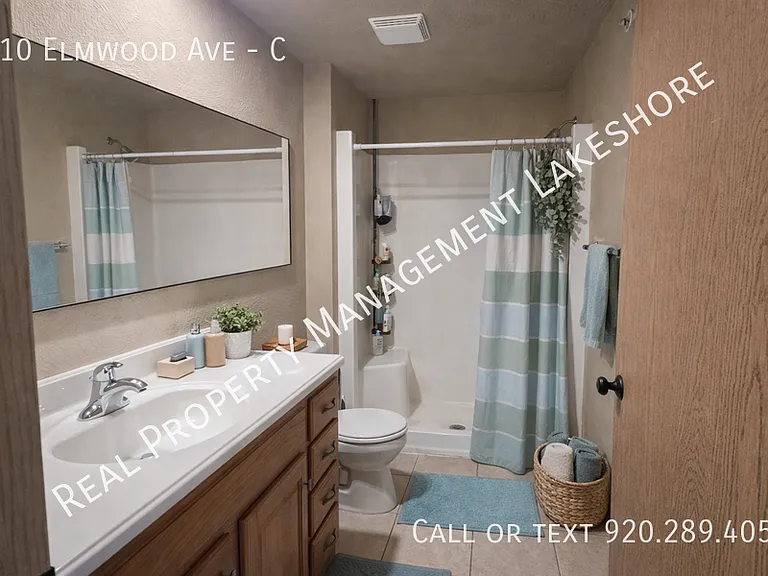 910 Elmwood Ave #C — Photo 4