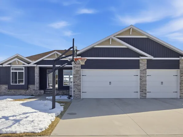 4209 Bristlecone Loop S, Fargo, ND 58104