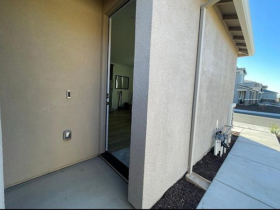2nd image of 3033 Garibaldi Dr #1
