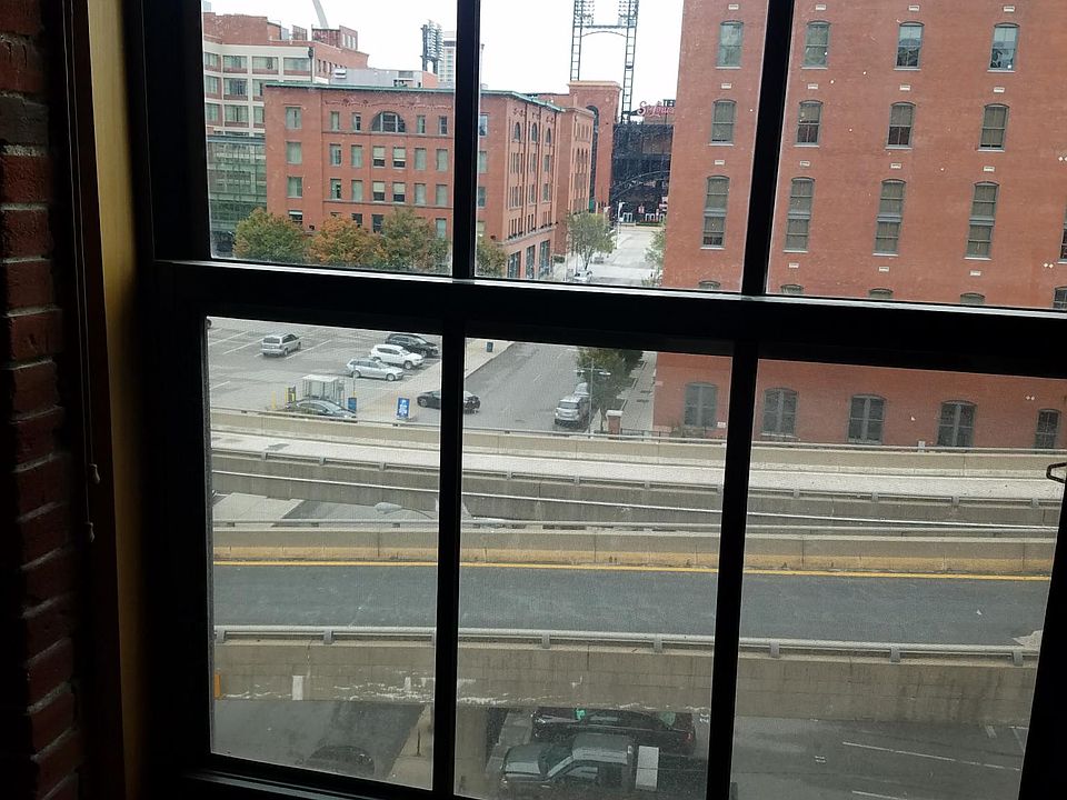 1st image of 1002 Spruce St #417
