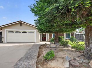 2231 Moir Dr, Sanger, CA 93657