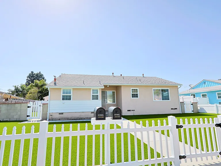1113 S Pine Dr — Photo 15