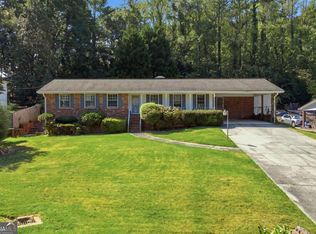 2710 Tanglewood Trl, East Pt, GA 30344