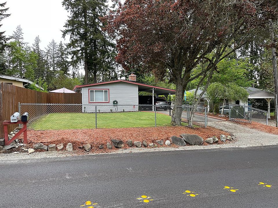 1st image of 9815 Kenwood Dr SW