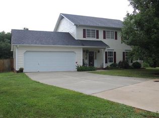 4427 Deacon Ct, High Point, NC 27265