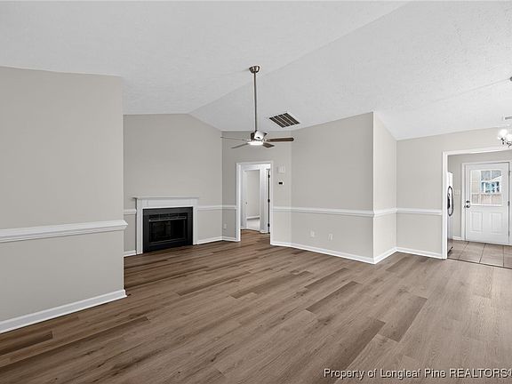 4th image of 2928 Chillingworth Dr