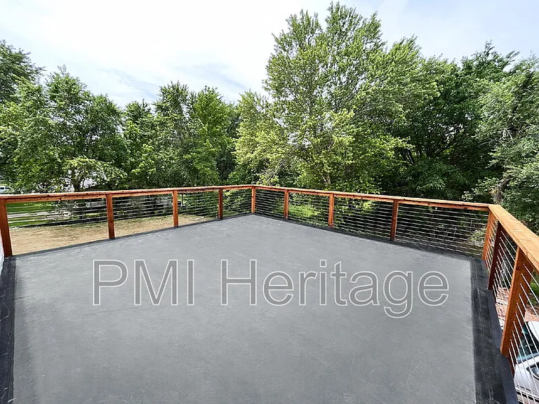 604 N 6th St — Photo 10
