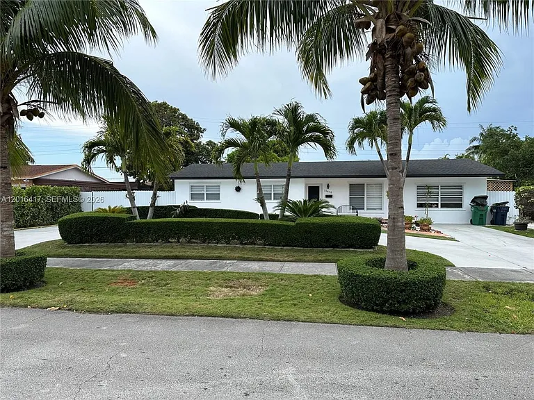 15640 SW 102nd Pl #15640 — Photo 35
