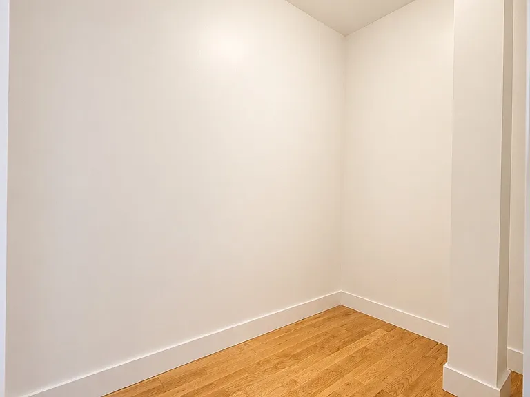 41 Kosciuszko St #108 — Photo 6