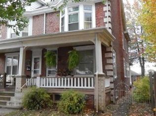 1062 Queen St, Pottstown, PA 19464