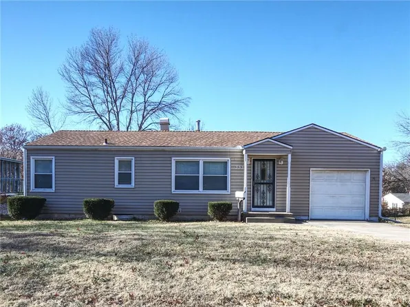 3332 S Vermont Ave, Independence, MO 64052