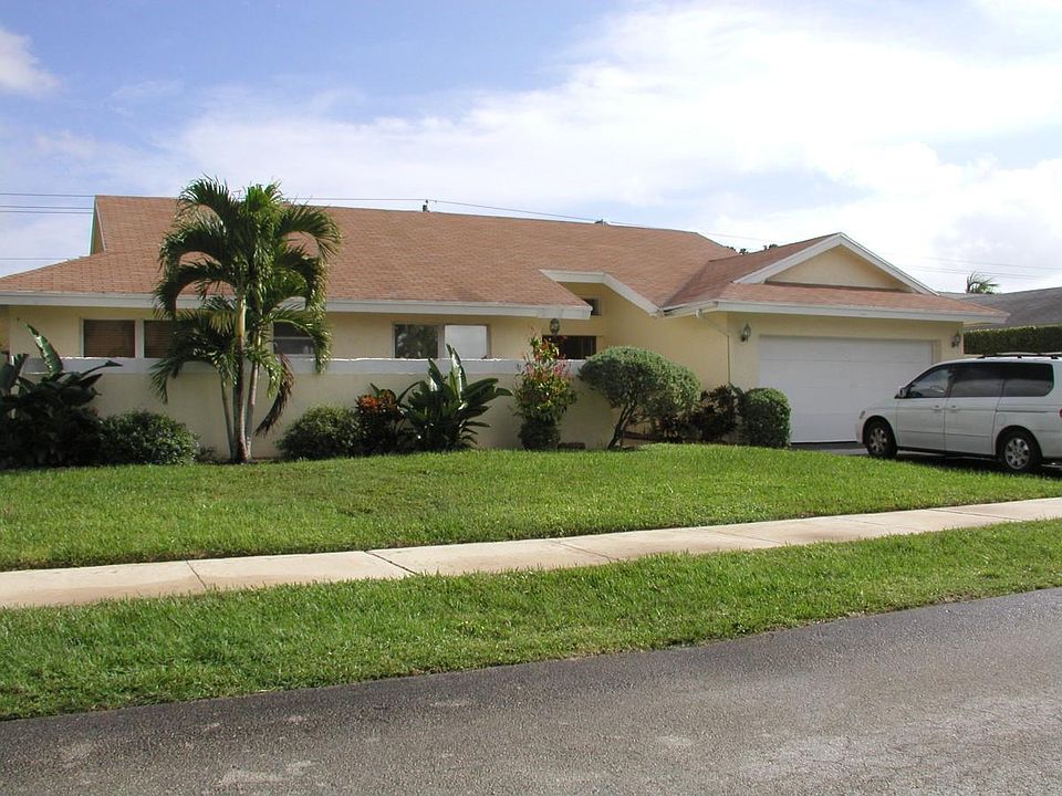 1st image of 433 SW 27th Ave