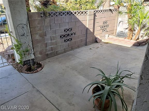 5th image of 701 Watkins Dr