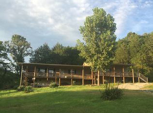 17147 Hamer St, Buffalo Valley, TN 38548