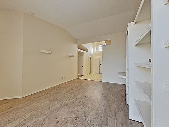 3rd image of 8007 Aspendale Dr