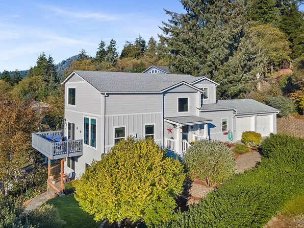 6000 D St, Tillamook, OR 97107