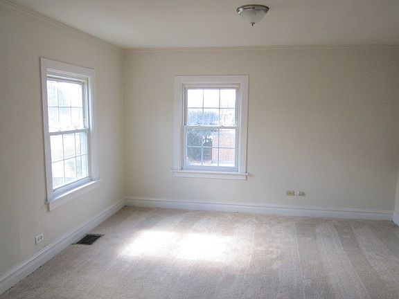 4th image of 5914 W 87th Pl