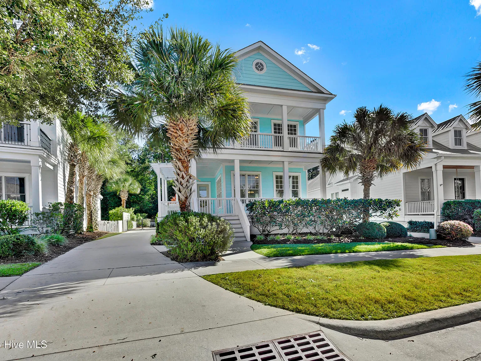 3 bed, 2.5 bath, $4,000 — Photo 1