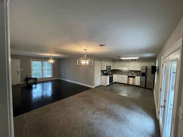 5011 Candace Cir — Photo 1