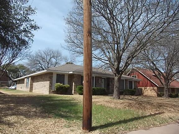 2nd image of 239 Brookwood Dr