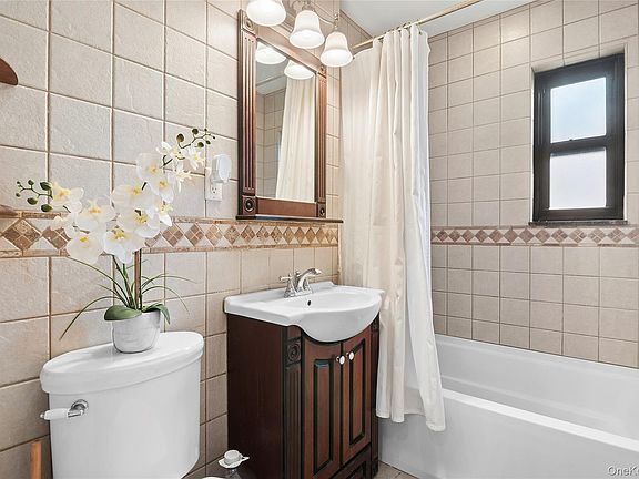 4th image of 1640 160th Street #6113