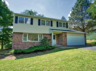 39W437 Juliet Dr, Elgin, IL 60124