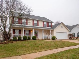 340 Arbor Glen Dr, Ballwin, MO 63021
