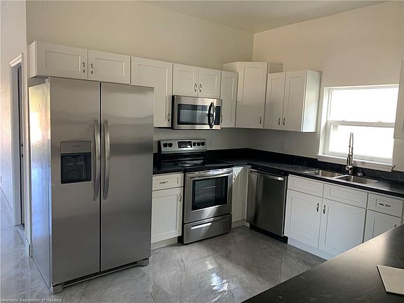 4th image of 1475 Las Villas Blvd
