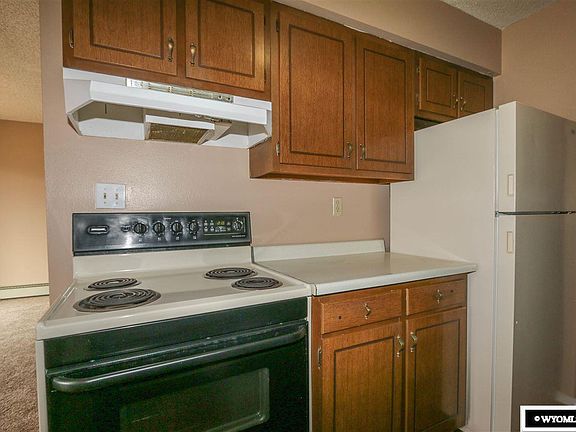 3rd image of 4400 S Poplar St #212D