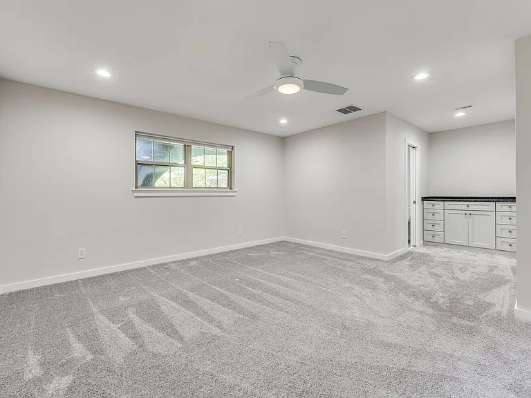 608 Cox Dr — Photo 17