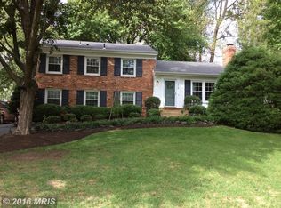7318 Venice St, Falls Church, VA 22043