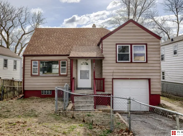 6541 N 34th St, Omaha, NE 68112