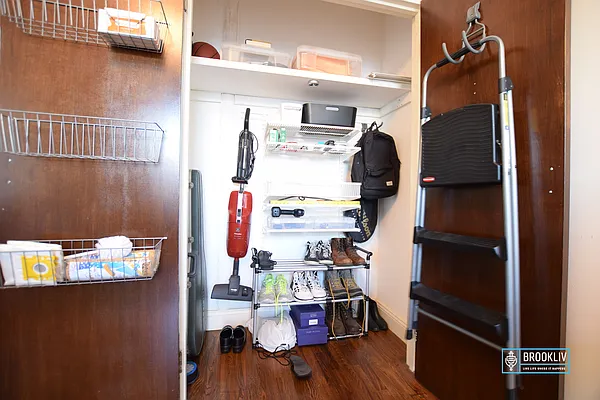 Rented by null | media 22