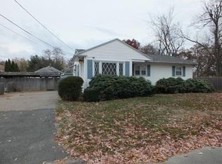 13 Wales Ct, Springfield, MA 01104