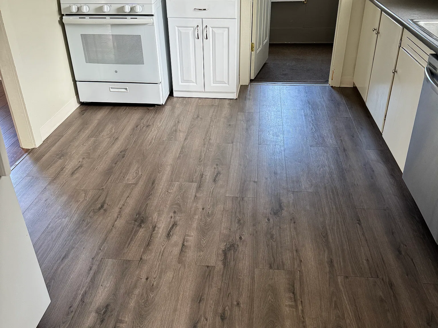 3 bed, $925 — Photo 3